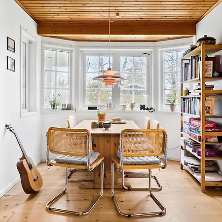 3 Bedroom Gorgeous In Ferienhaus
